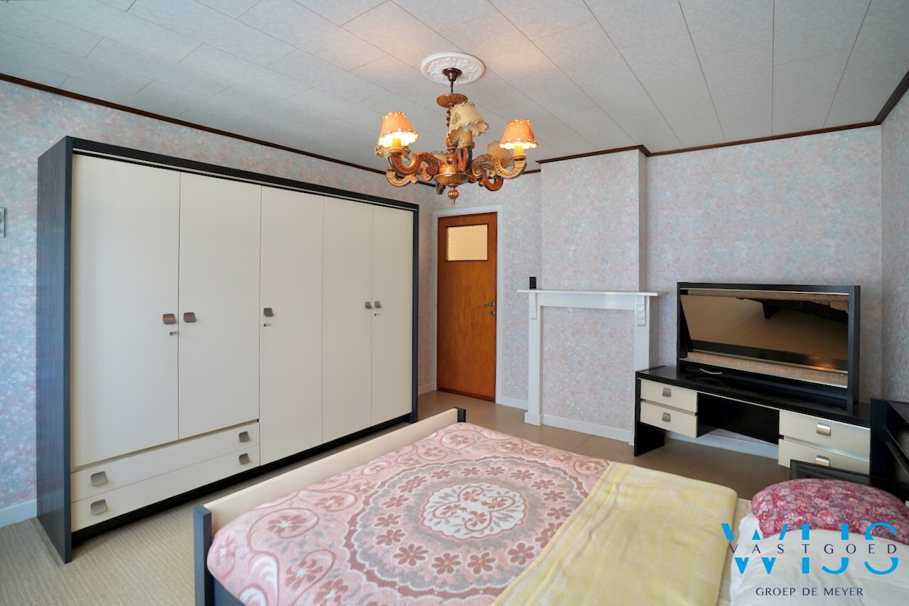 Te renoveren halfopen bebouwing op mooie ligging in Assenede ! 