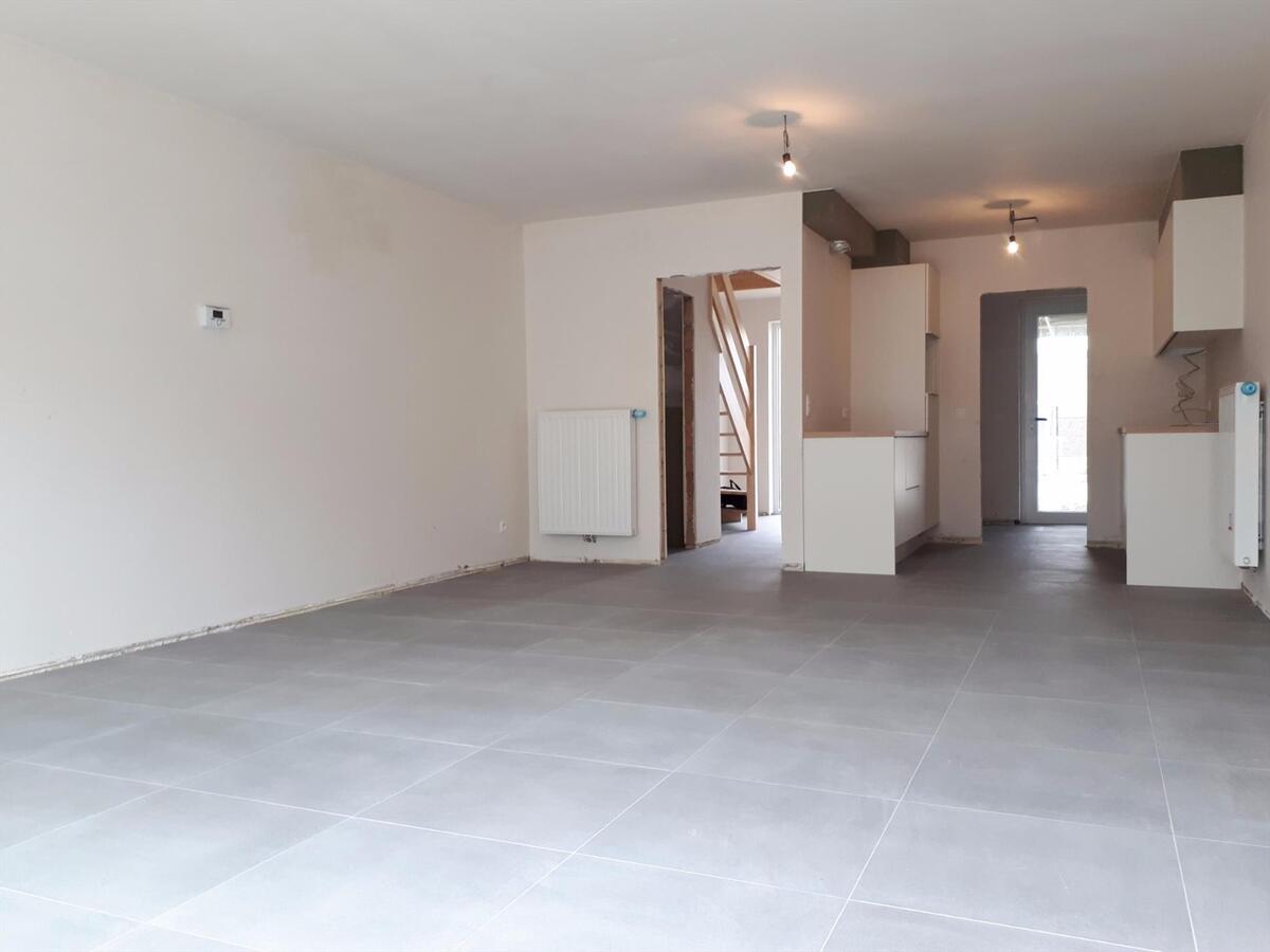 Rustig gelegen nieuwbouwwoning met 4 slaapkamers 