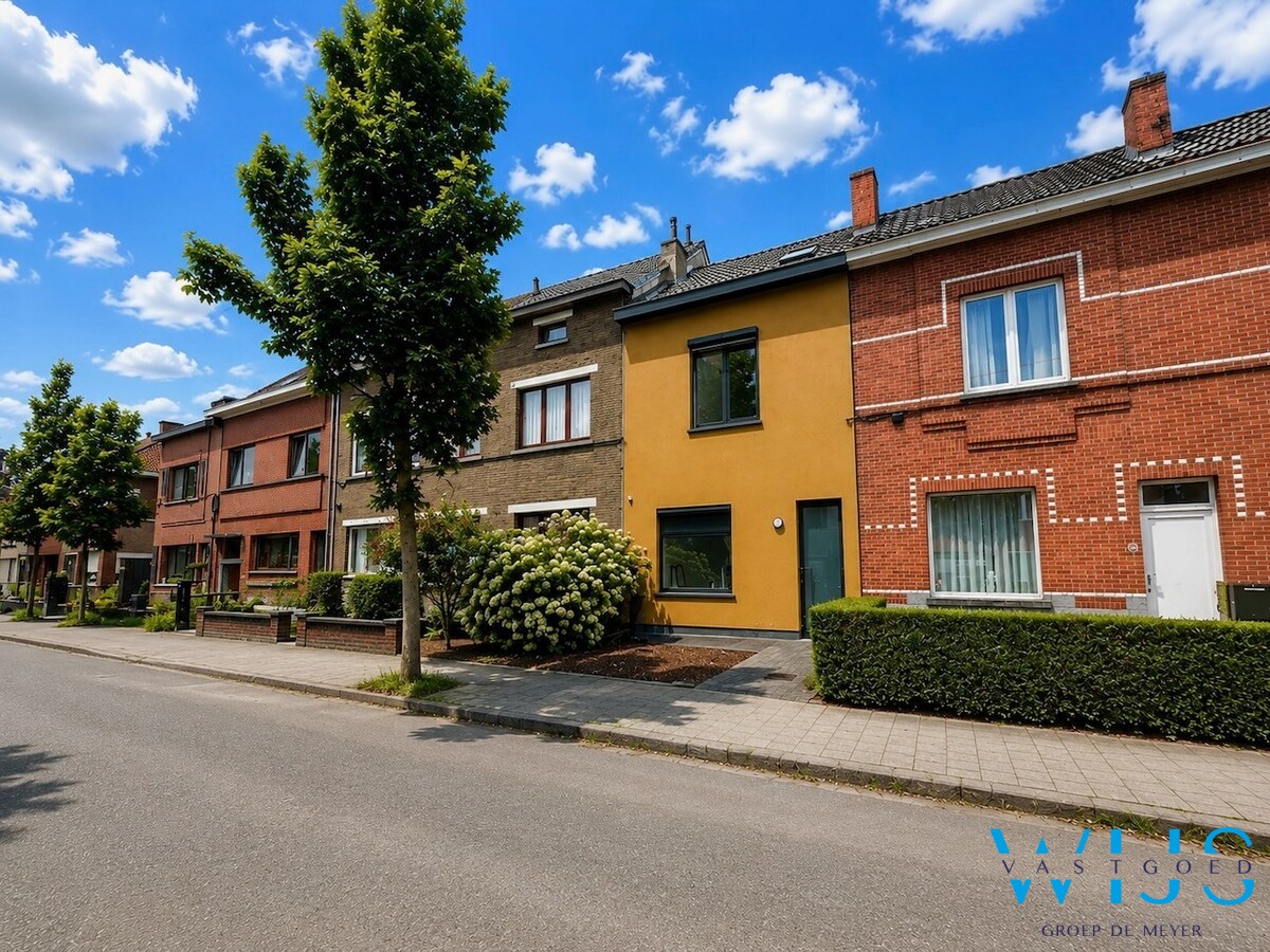 Te huur woning - Sint-amandsberg