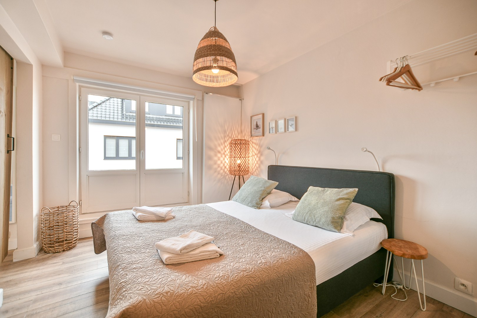 Lichtrijk éénslaapkamerappartement nabij centrum en bos in De Haan 