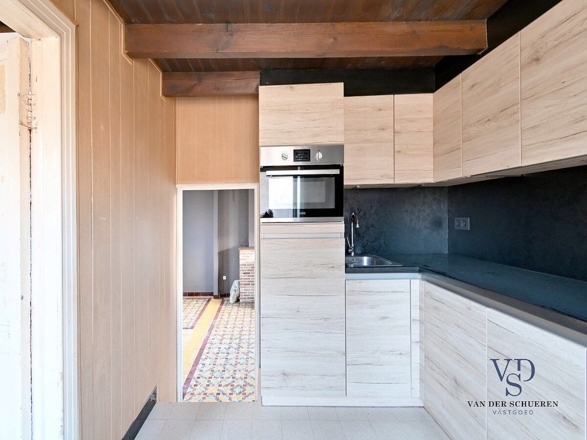 Half Open Bebouwing, met afzonderlijke tuin. 