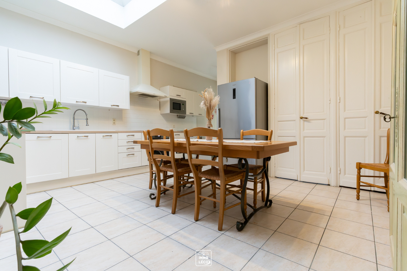 Maison saine &amp; rénovée avec jardin, idéalement située, COUP DE COEUR ! 