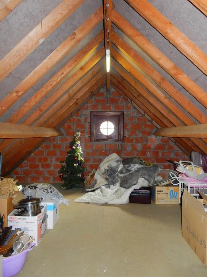 Charmante fermette met 2 garages 