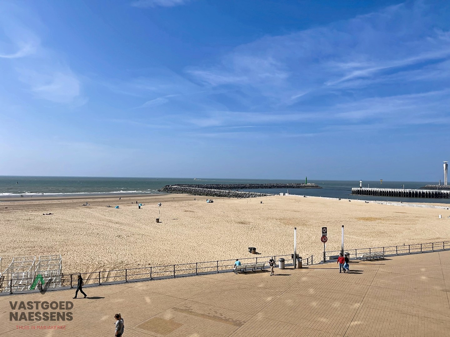 RUIM 2 SLPK APP MET FRONTAAL ZEEZICHT 