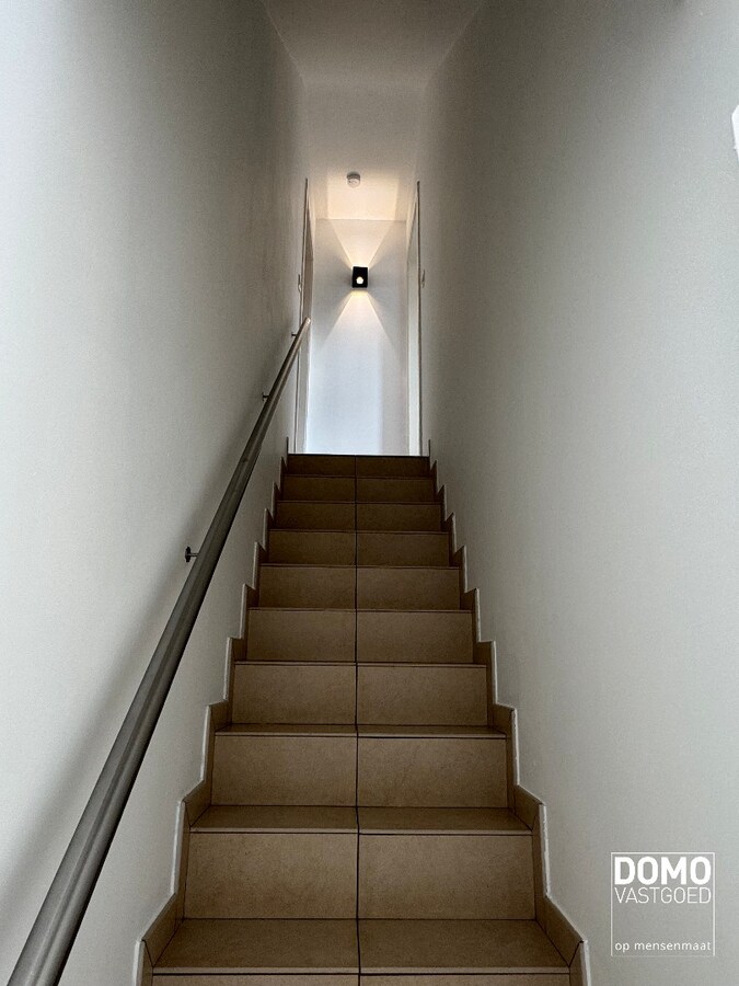 Ruime woning met tuin, garage en 3 slaapkamers vlakbij centrum Hasselt 