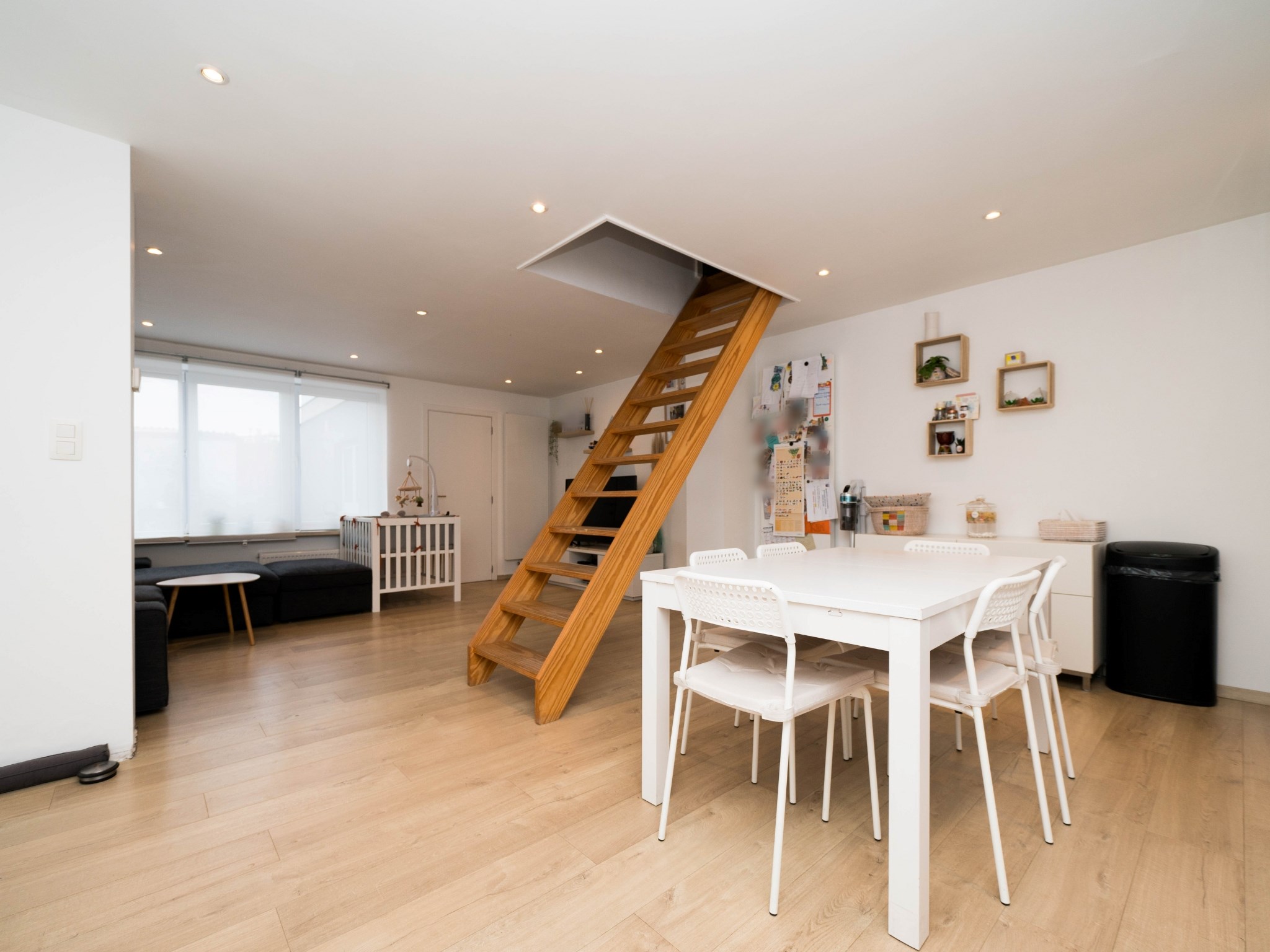 Volledige gerenoveerde 2-kamer woning met tuin 