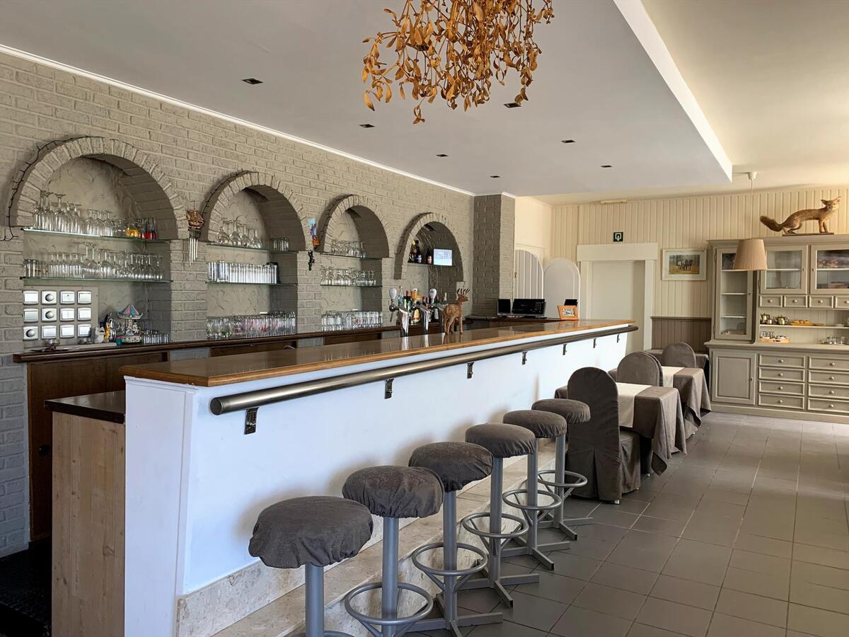 Hotel met 18 slaapkamers op een toplocatie 