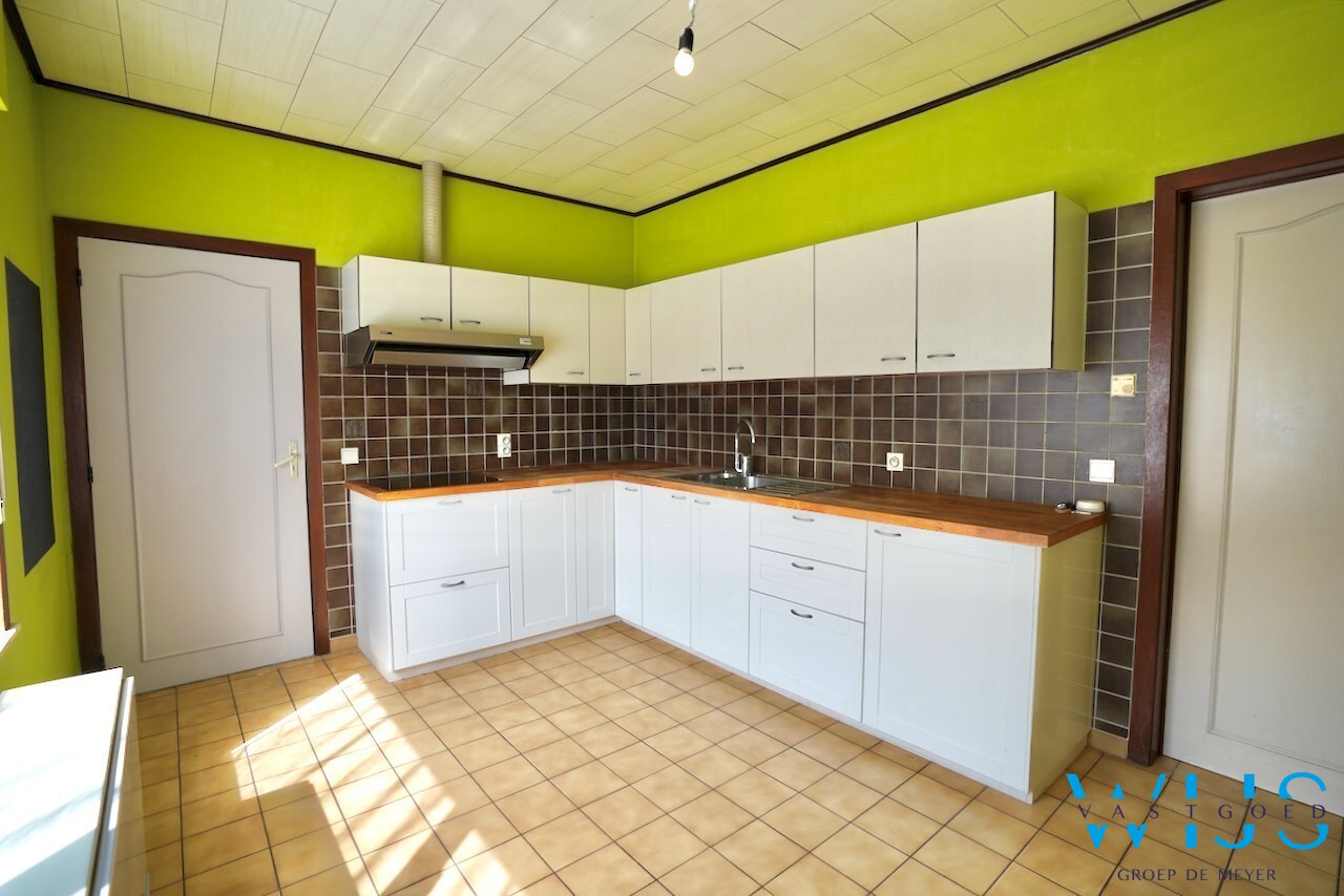 Zeer mooie bungalow op 930m² in Ertvelde 