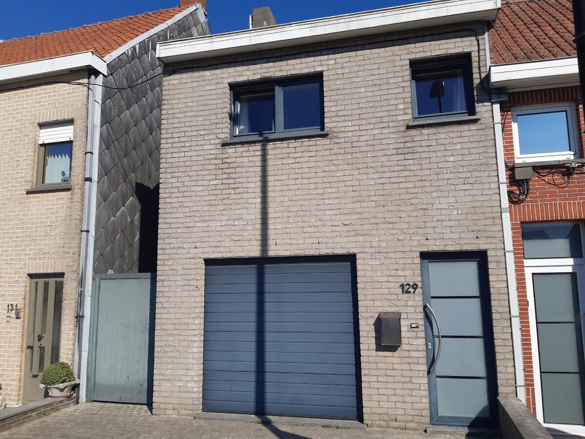 Gezellige woning met garage, tuintje én met uitzicht op de Schelde! 