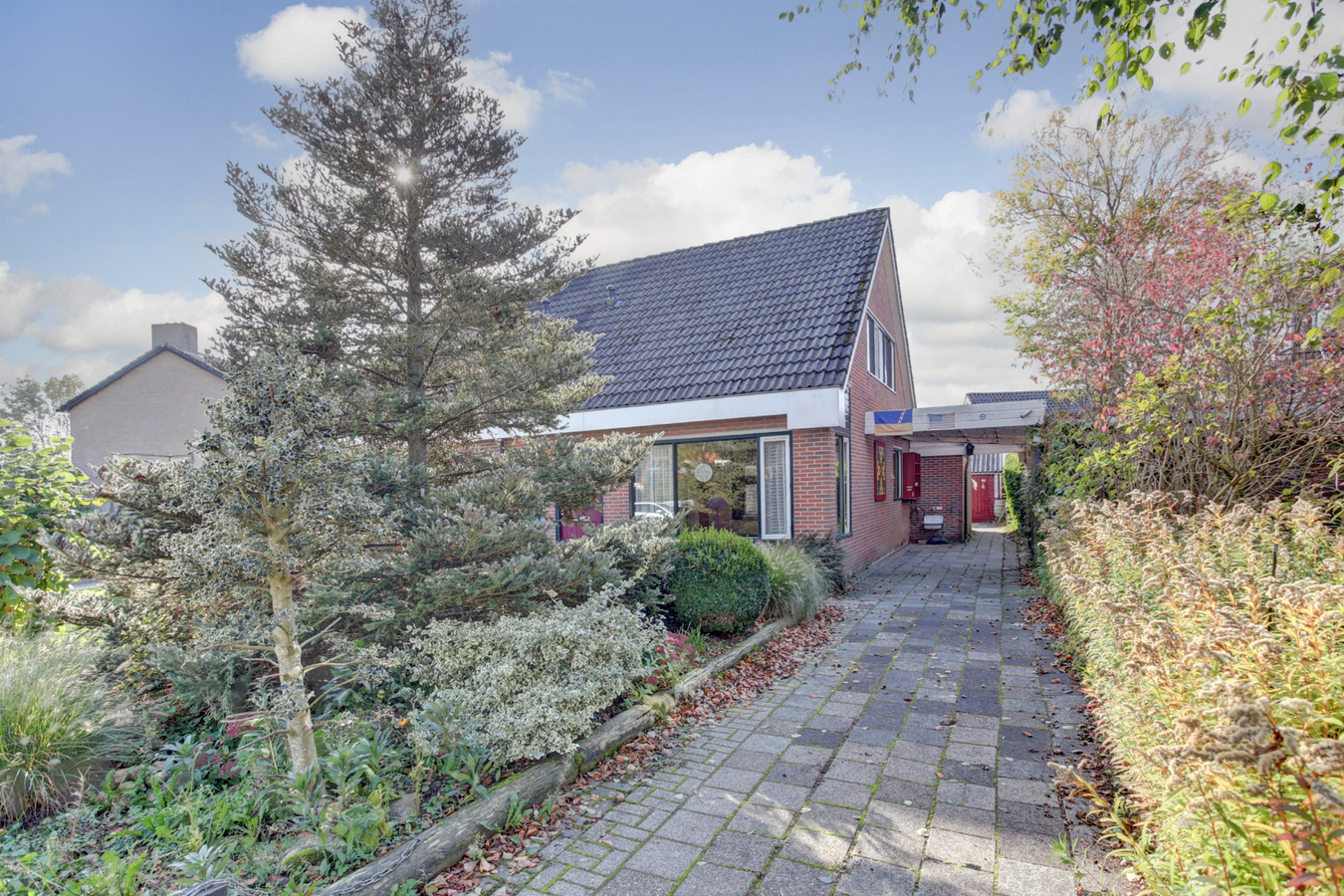 Verkocht eengezinswoning - Hijum