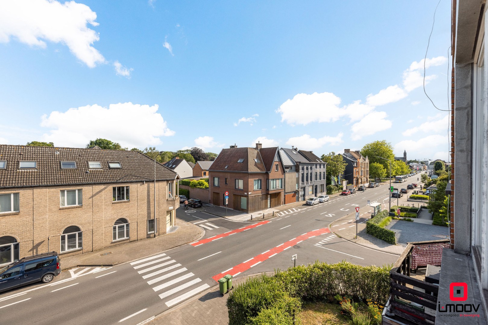 Lichtrijk en instapklaar wonen op de tweede verdieping nabij Gent 