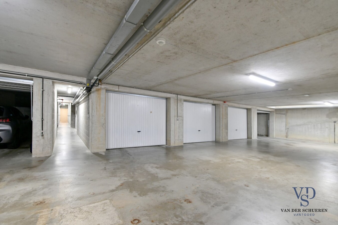 3 slpk-appartement (+ terras + kelder + garage). 