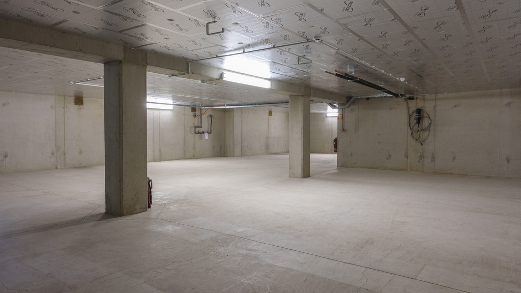 Gerenoveerd kantoor te koop nabij station Berchem