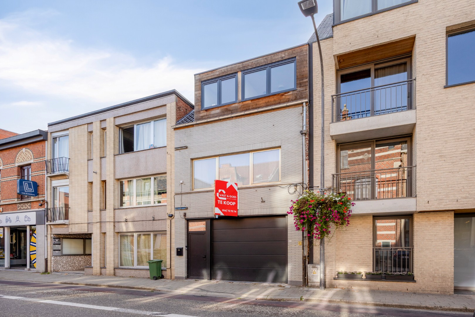 Instapklare bel-etagewoning met 4 slpk. in het hart van Geel 