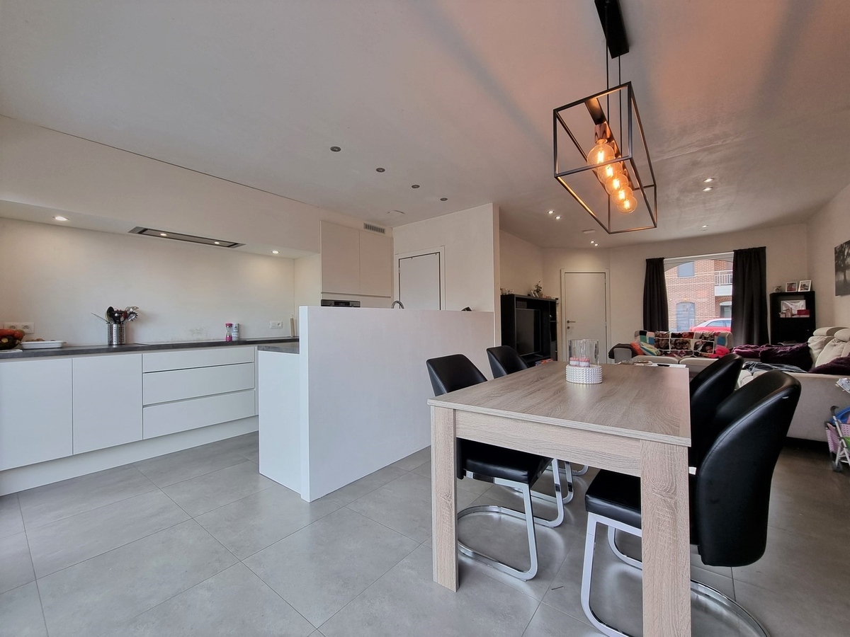 Recente woning in een mooie, rustie verkaveling - Zwankendamme 