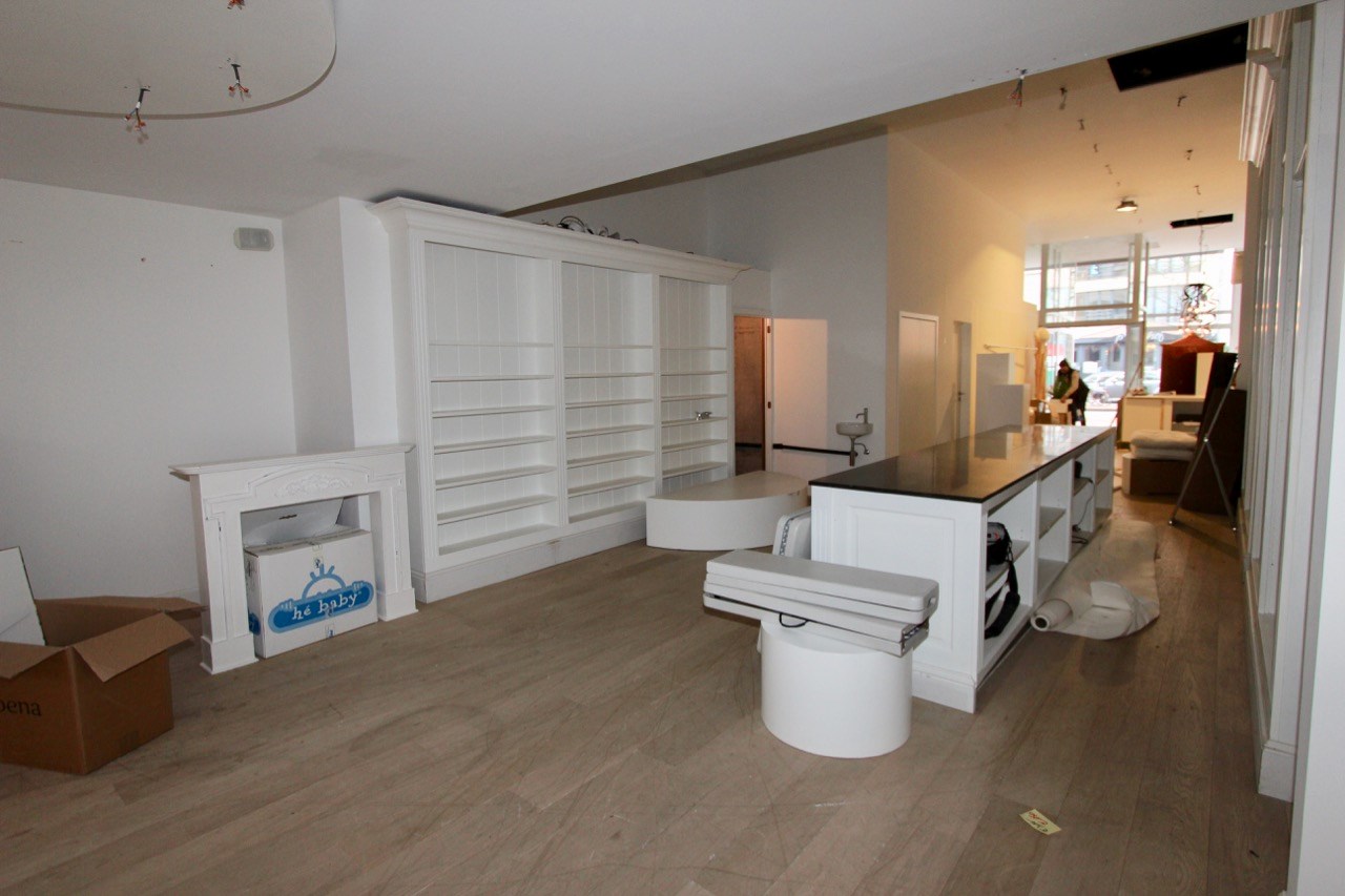 Handelspand te huur op een TOP ligging in de LIPPENSLAAN te Knokke. 