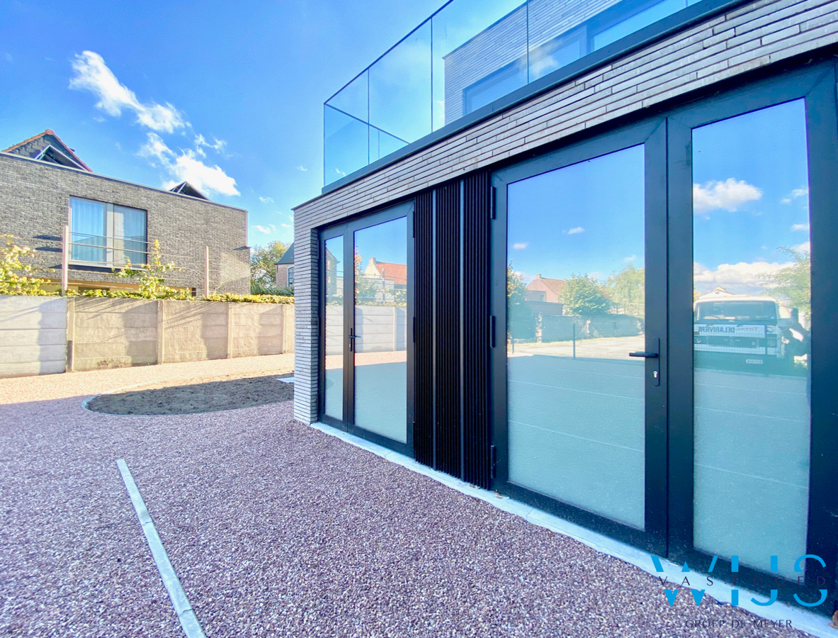 FENOMENAAL appartement met hoge afwerking te KLUIZEN ! 