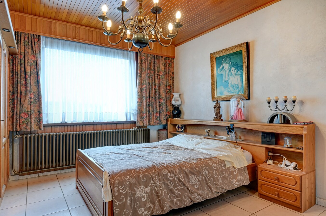 Open bebouwing met 4 slaapkamers 