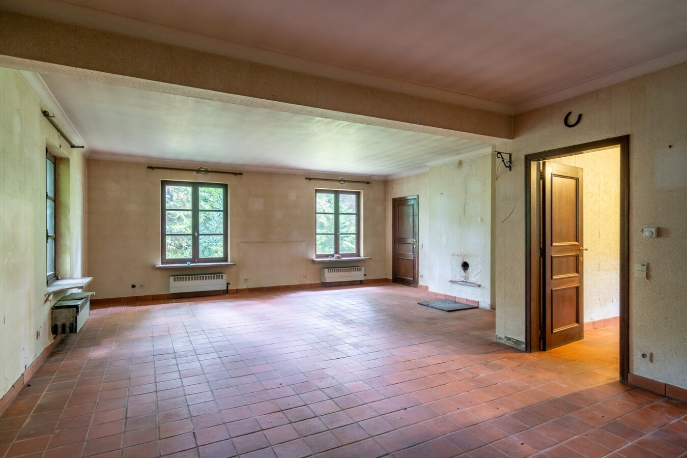 Woning op zeer rustig gelegen en ruim perceel. 