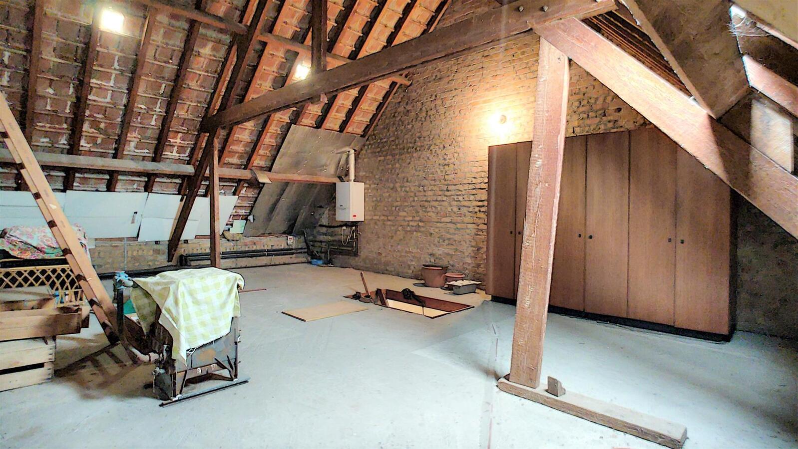 Ruime gezinswoning met tuin - Heist 