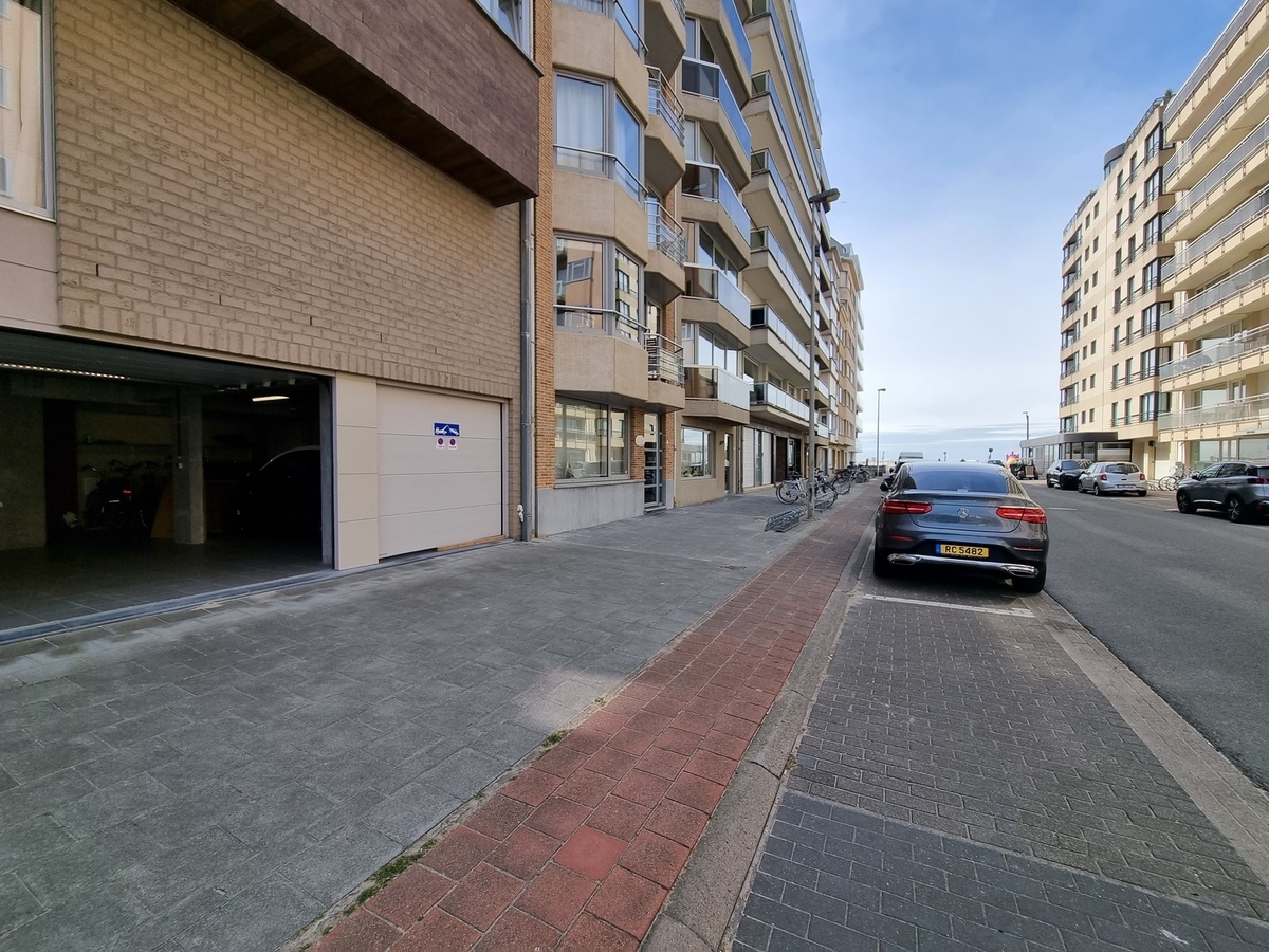 Hoekappartement (116m²) met open zicht aan het Albertstrand - Knokke 