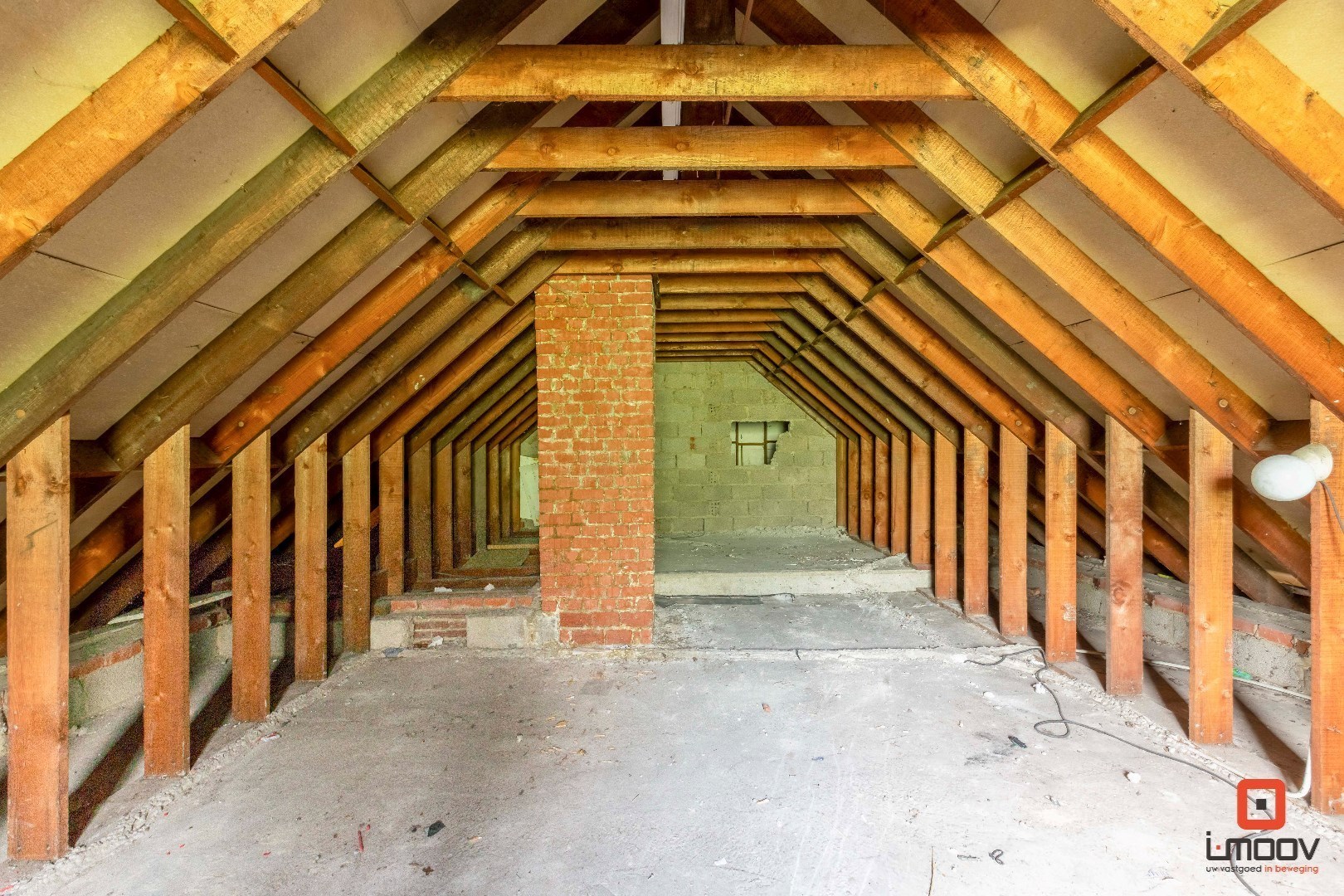 Te renoveren villa op toplocatie in Laarne 