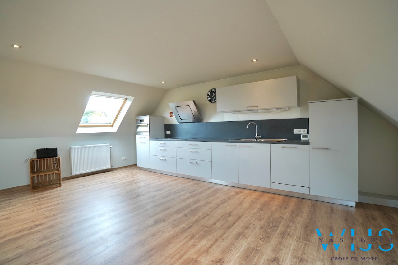 Instapklaar appartement in hartje Ertvelde ! 