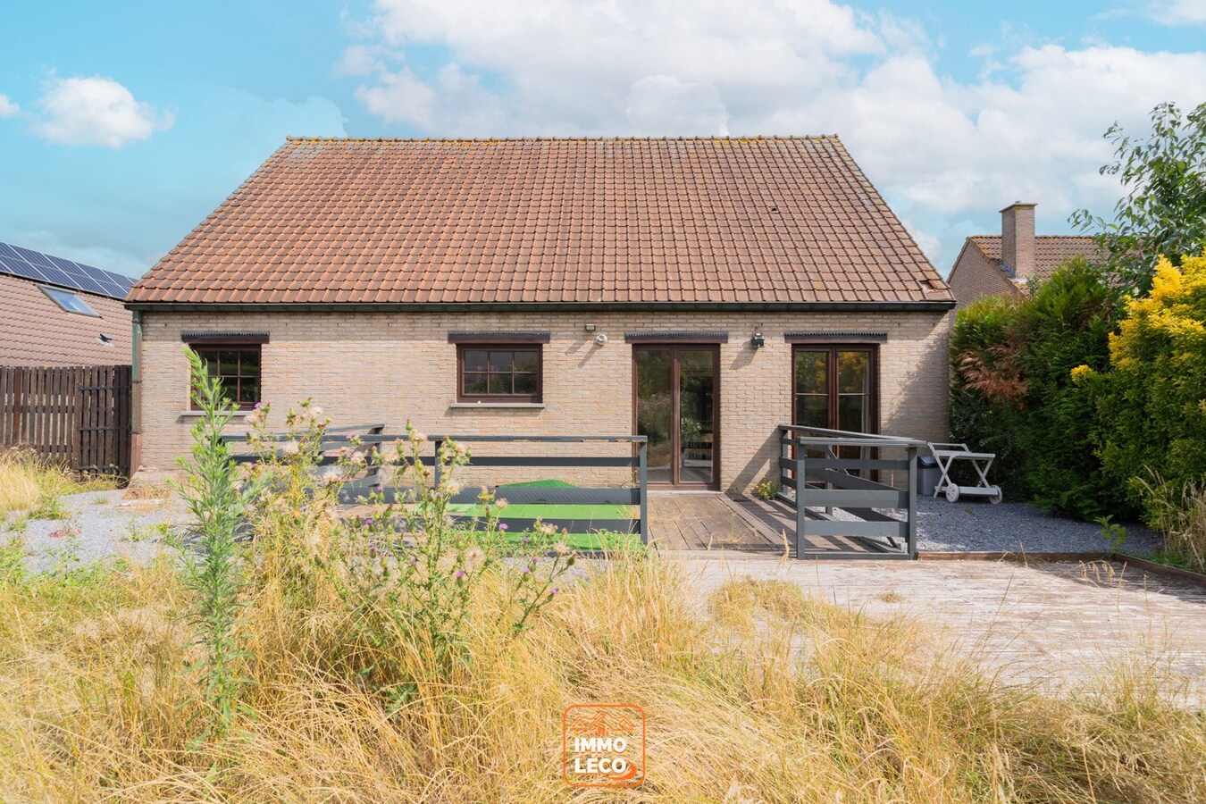 Villa semi "Plain-Pied" avec 2 garages, sur une parcelle de 759m², TOP POTENTIEL ! 