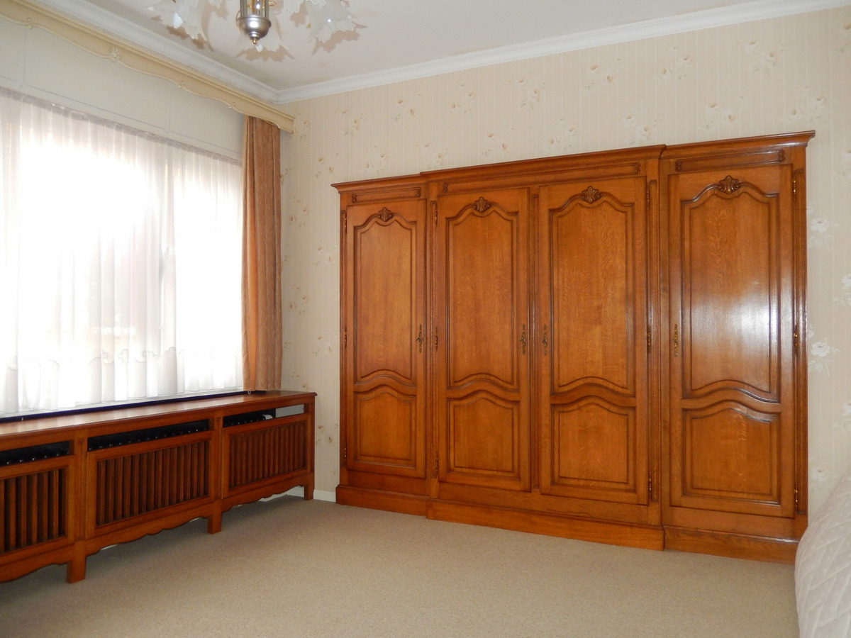 Woonhuis met 3 slaapkamers, tuin en garage 