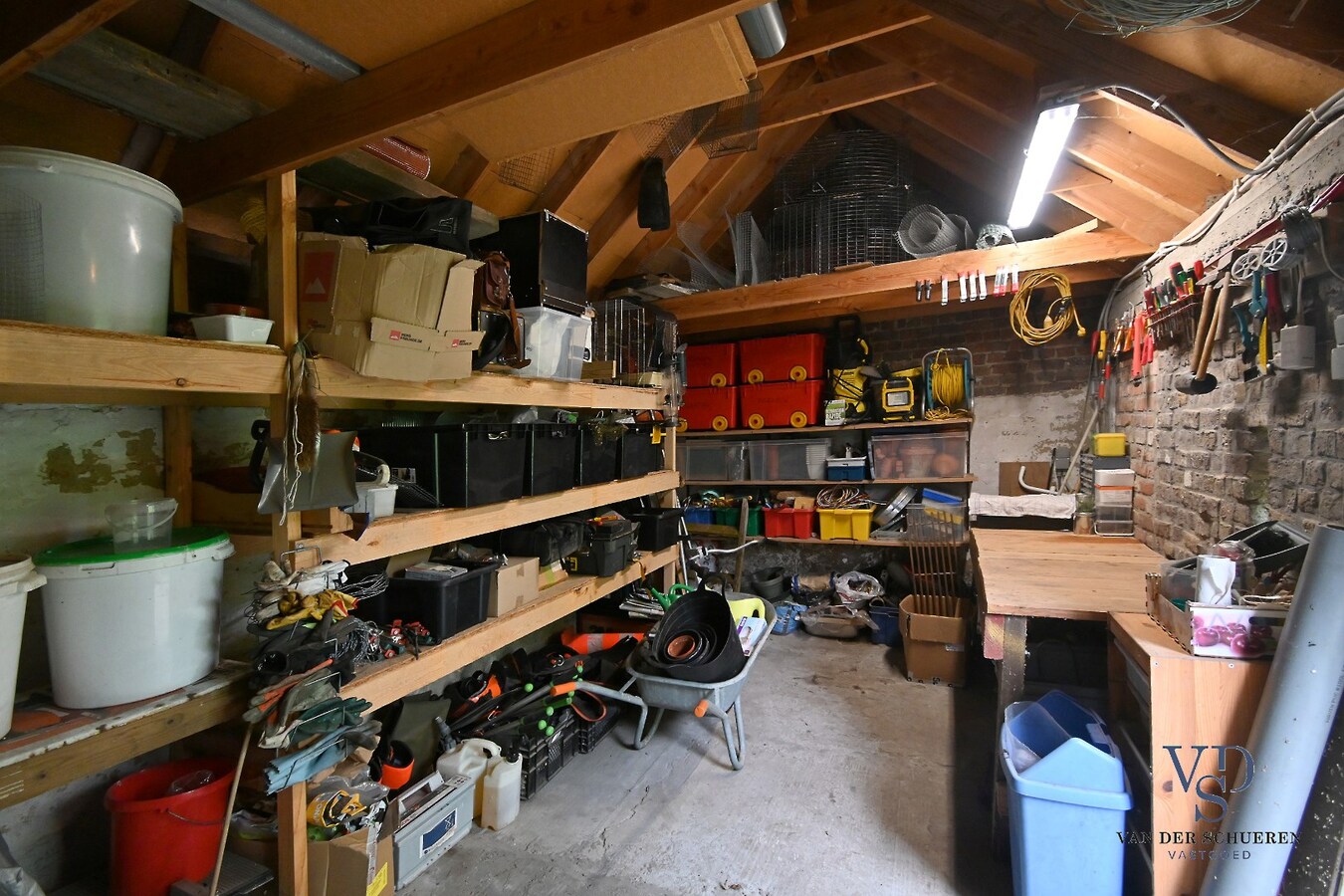 Ruim (> 280 m²) en ecologisch wonen. 