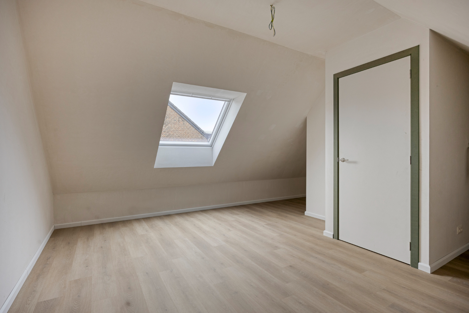 Afgewerkte halfopen bebouwing met 3 slaapkamers, tuin, terras en garage in Kerkom! - EPB A kWh/m² - bewoonbare opp. 147 m² - 6% BTW Mogelijk 