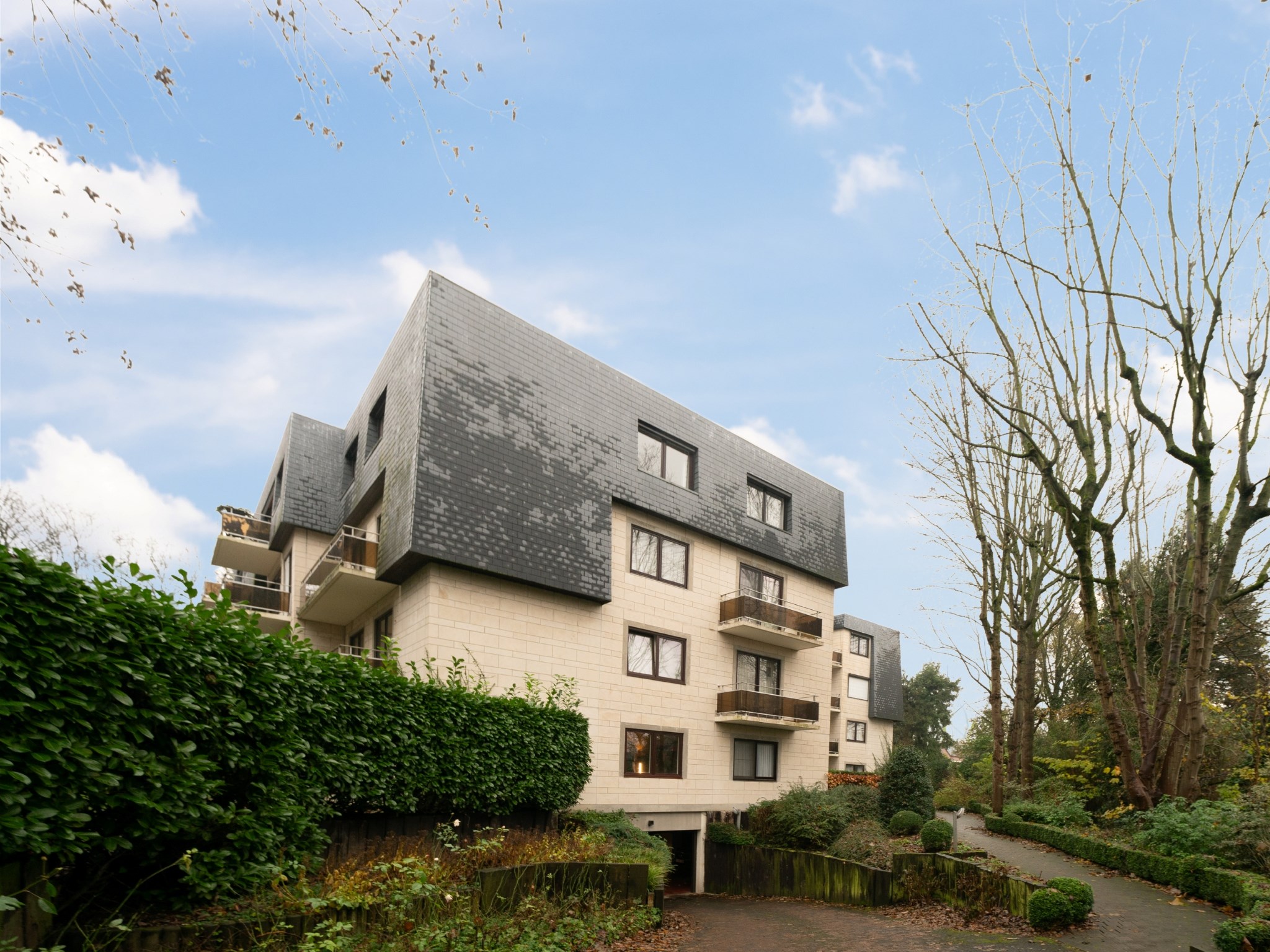 Gerenoveerd 2kamer-appartement in standingvol gebouw 