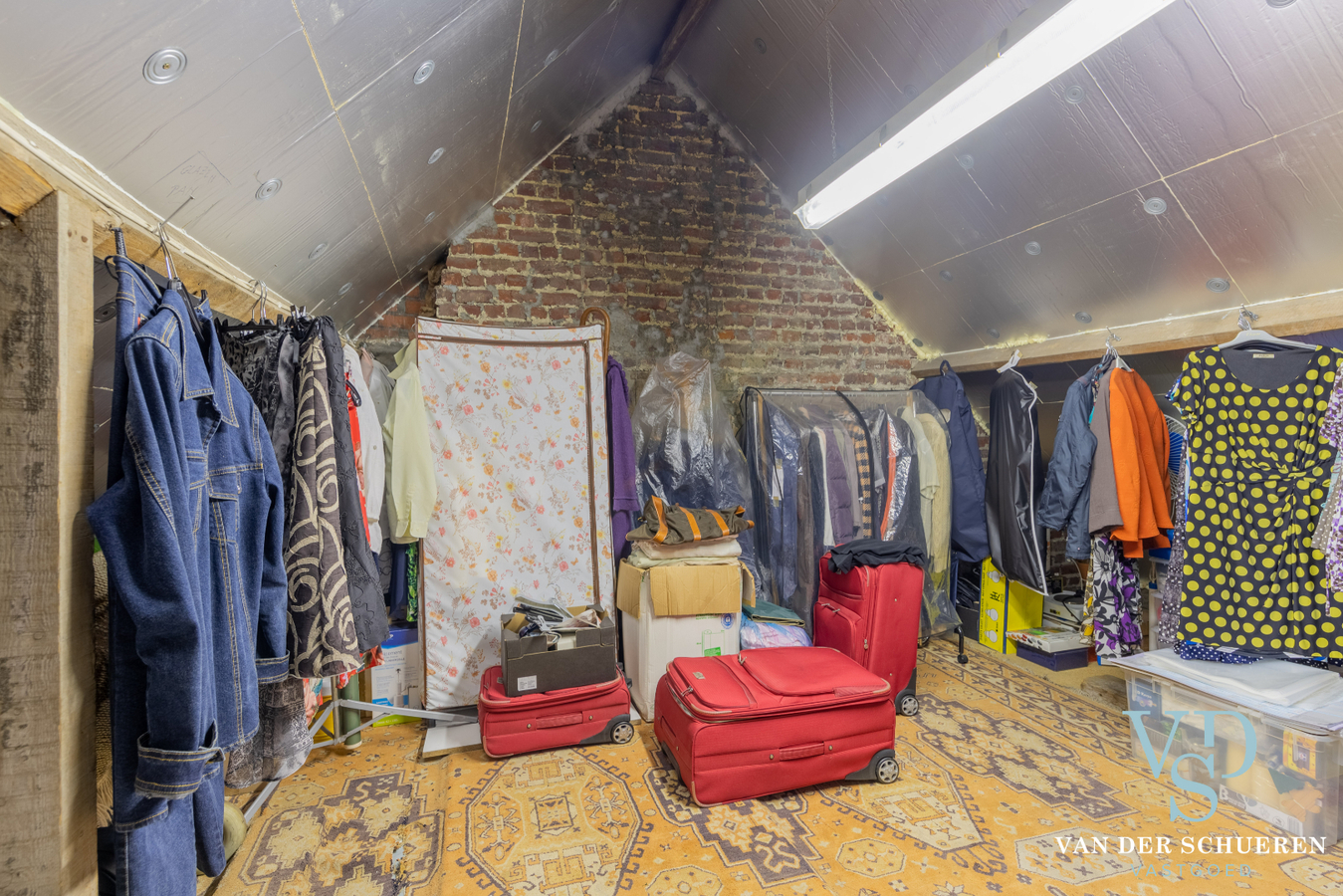 Exceptioneel gelegen eigendom in Makkegem. 