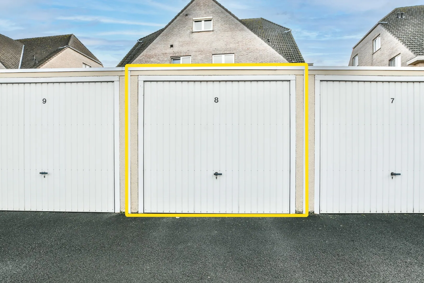 Garages 24, 25 & 32 in Residentie Karpelhof te Oudenburg