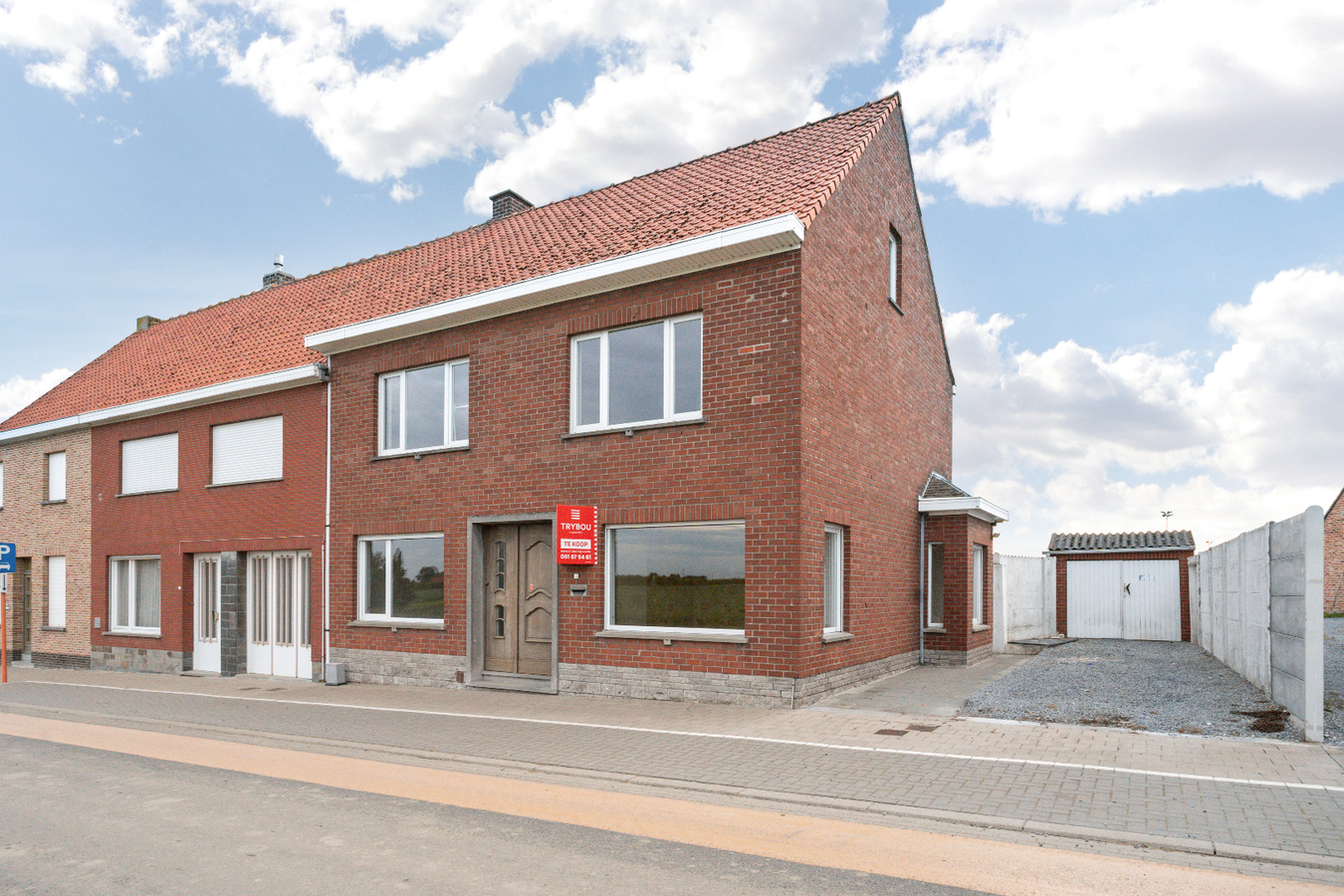 Landelijk gelegen halfopen bebouwing op een boogscheut van het Centrum 