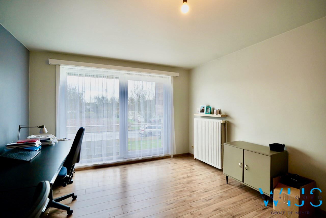 Woonhuis met 6 slaapkamers op TOPlocatie te EVERGEM ! 