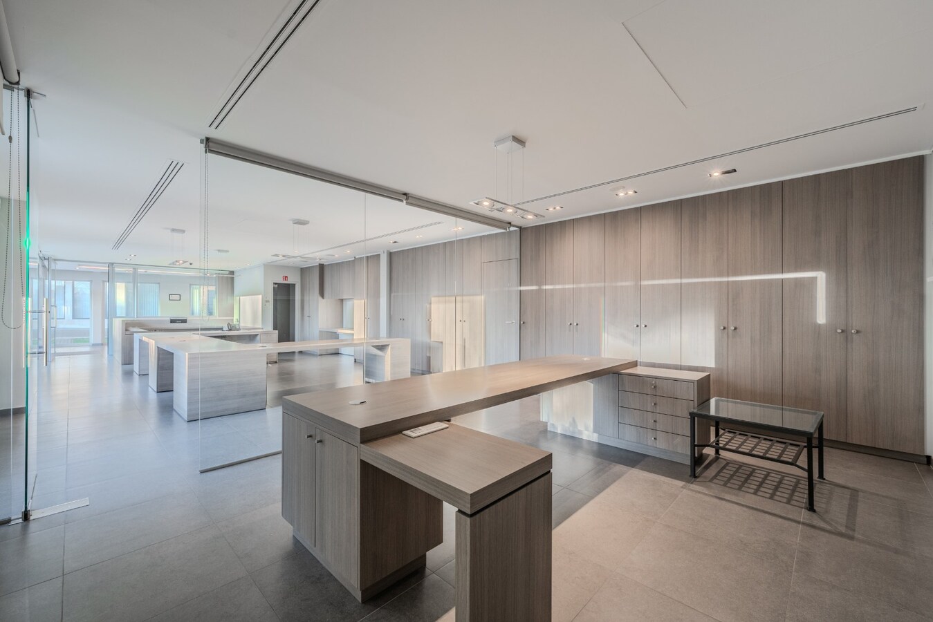 Standingvol handelspand op topligging in Nieuwpoort-Bad 