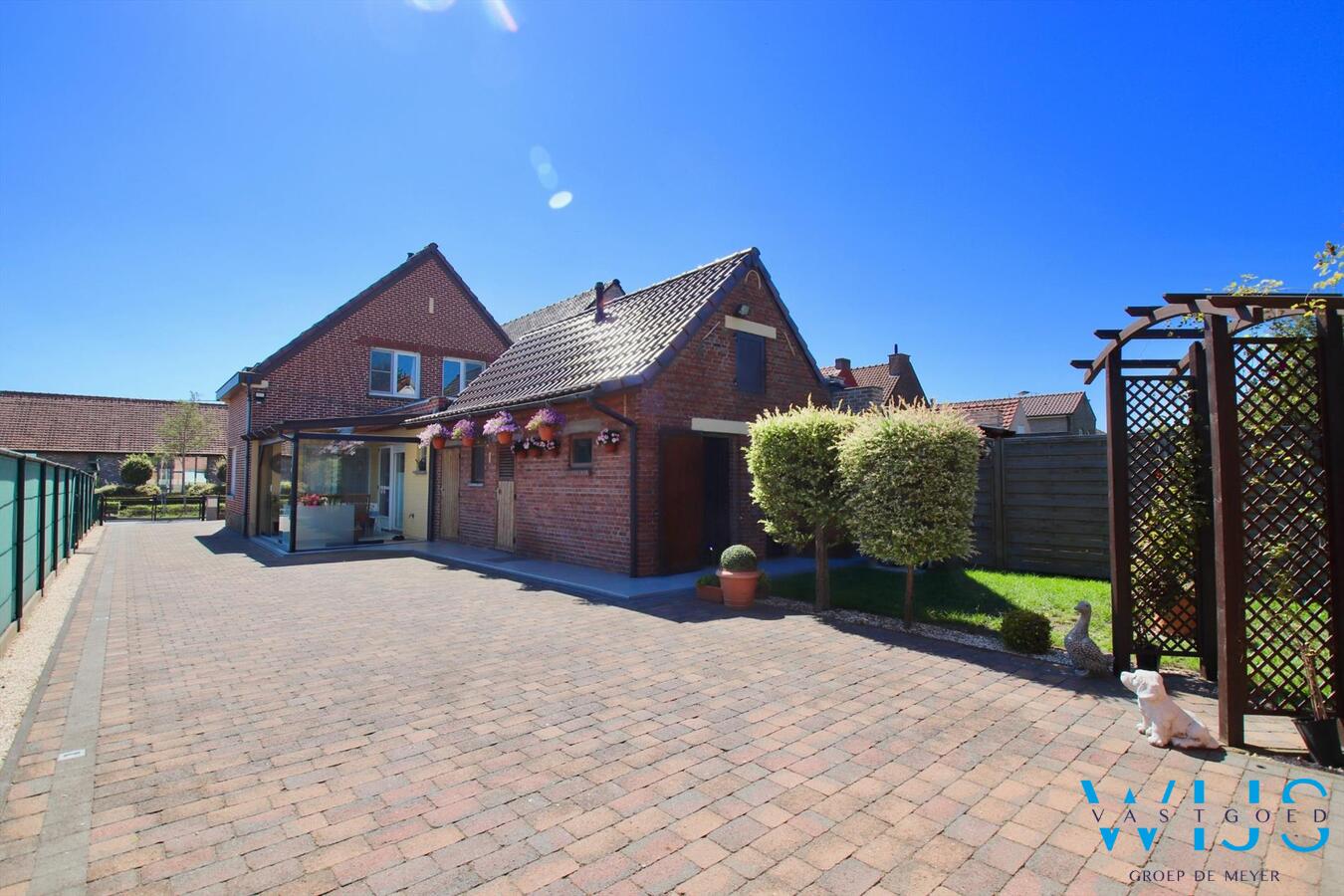 Enorm gezellig en goed gelegen woonhuis op een toplocatie in ERTVELDE ! 