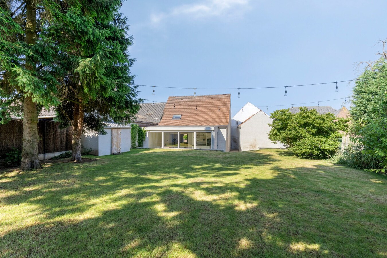 Prachtig volledig gerenoveerde half open bebouwing te Hoegaarden  - Energielabel B 