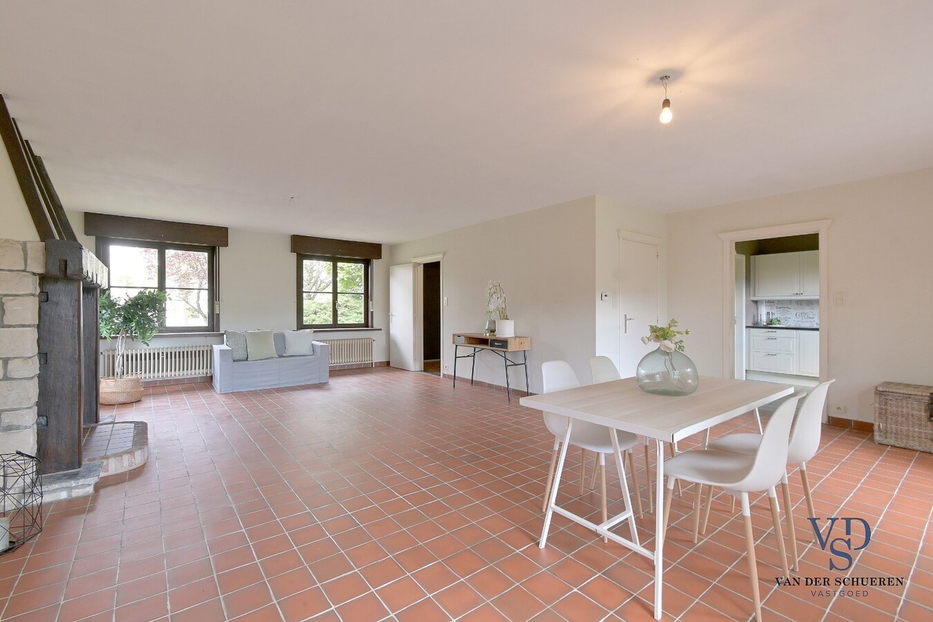 Degelijk, ruime villa. 