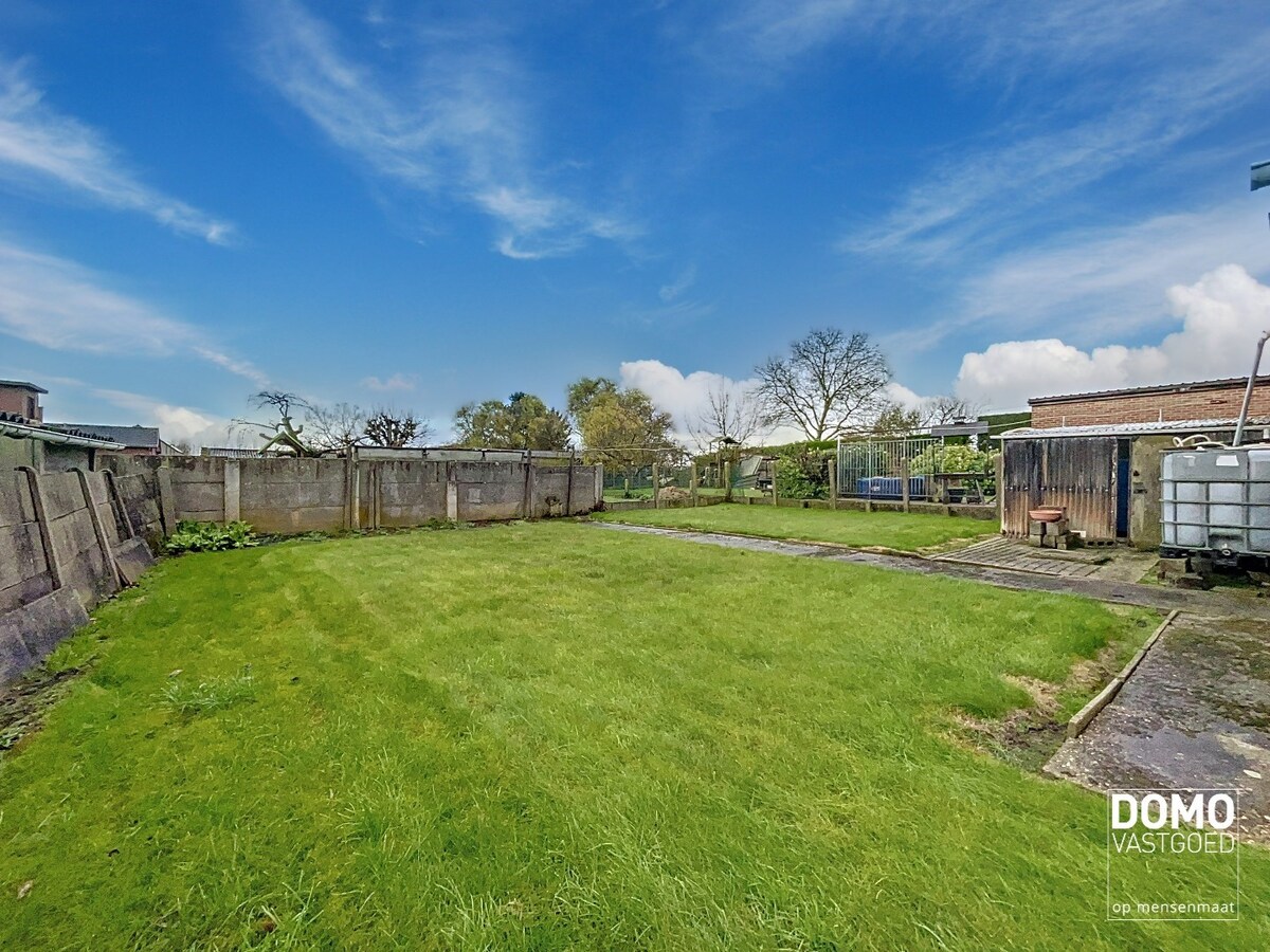 RUIME WONING MET GARAGE, TUIN &amp; 3 SLAAPKAMERS TE ALKEN 