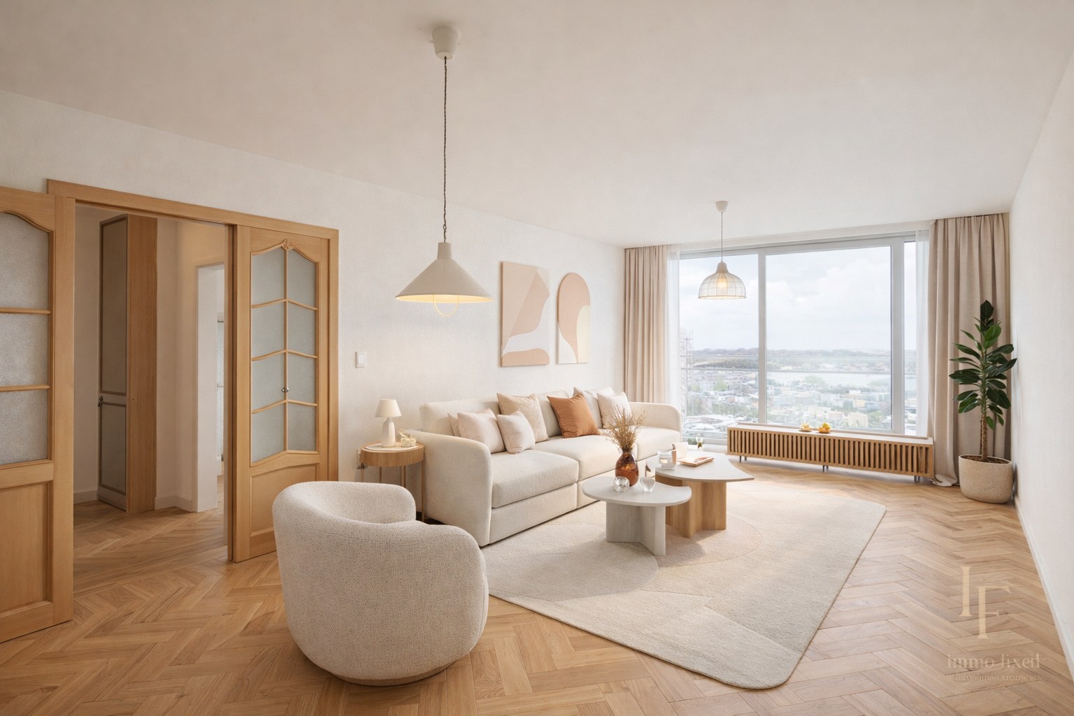 Te renoveren parel met potentieel + garagebox te Berchem! 