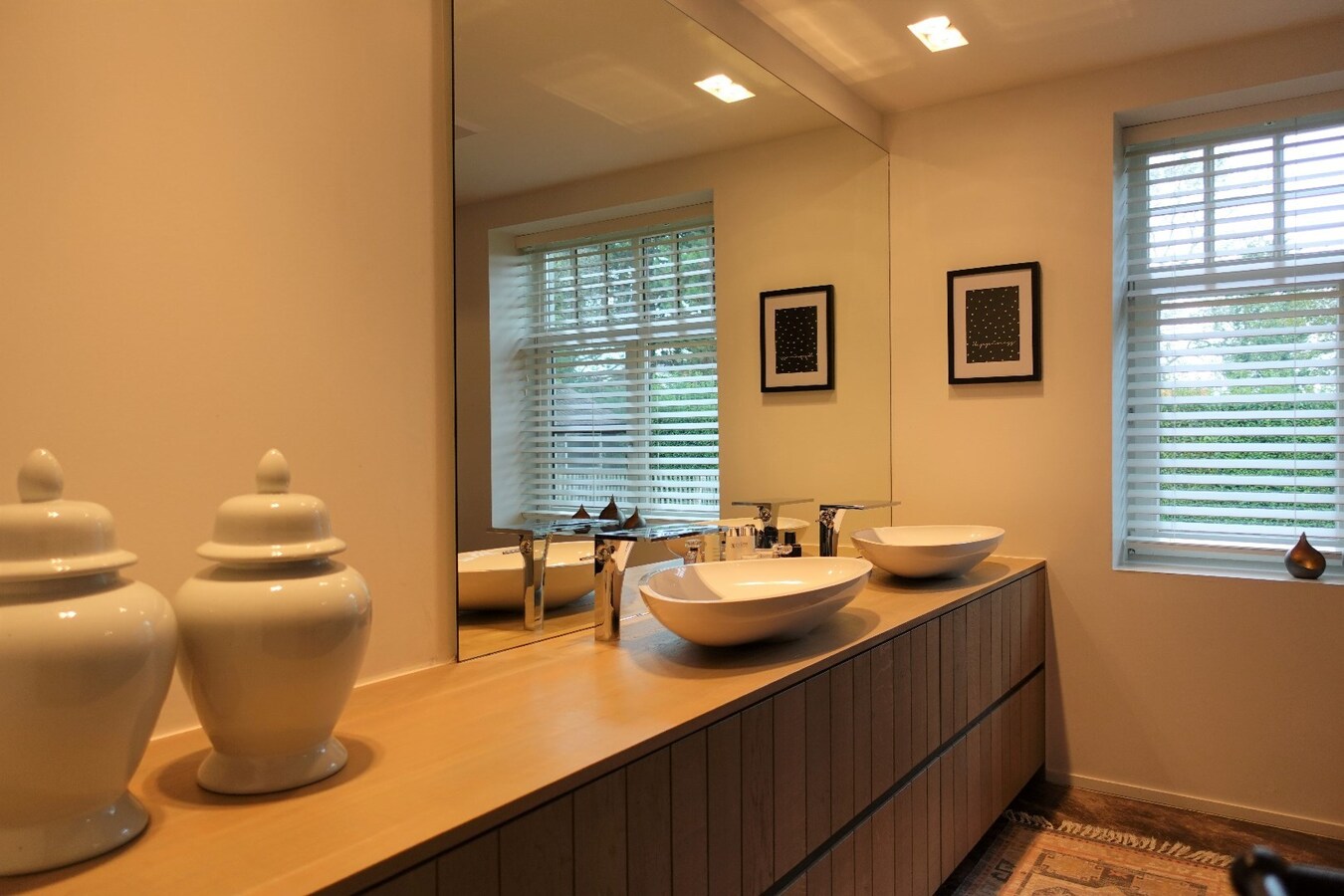 Prachtige karaktervolle villa op groot perceel nabij invalswegen 