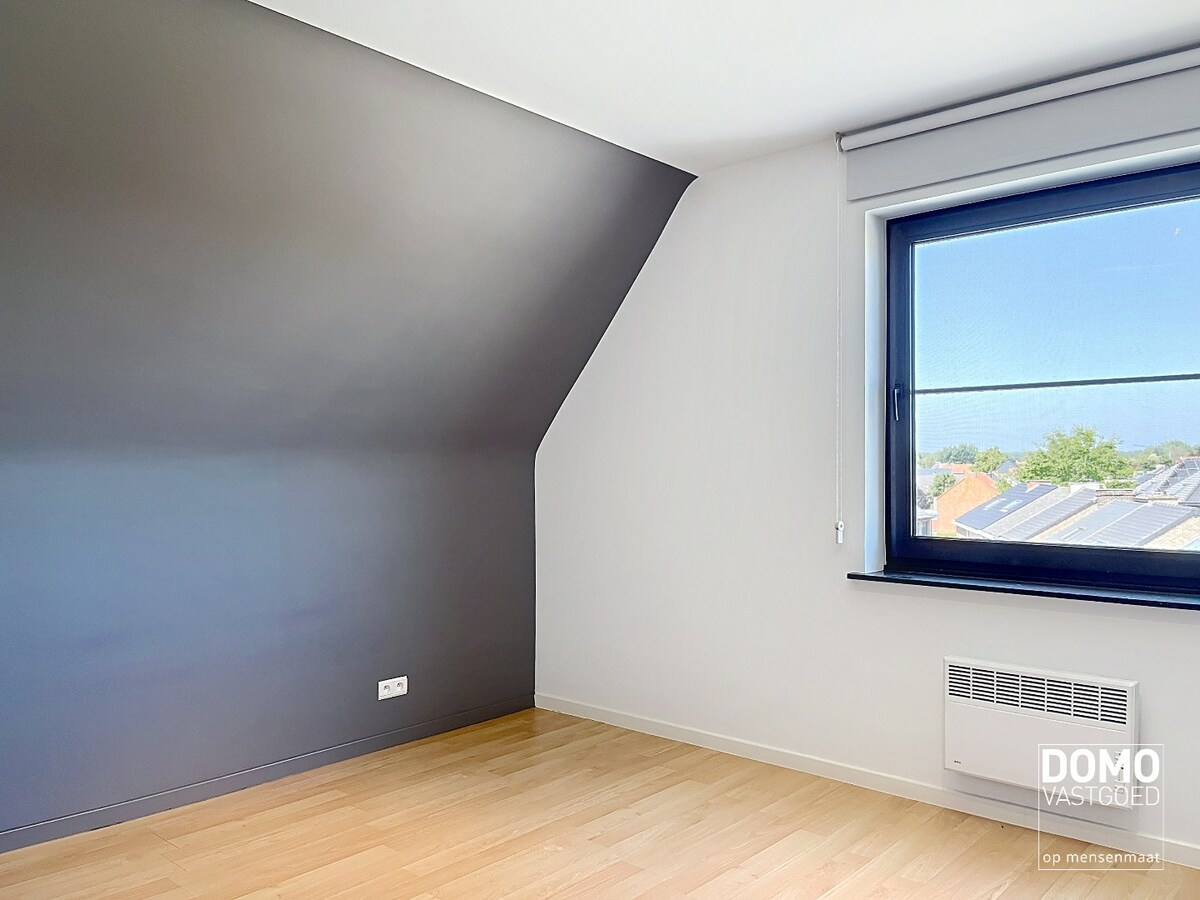 Gerenoveerd appartement in het centrum van Kuringen – 118m² - EPC label: C 