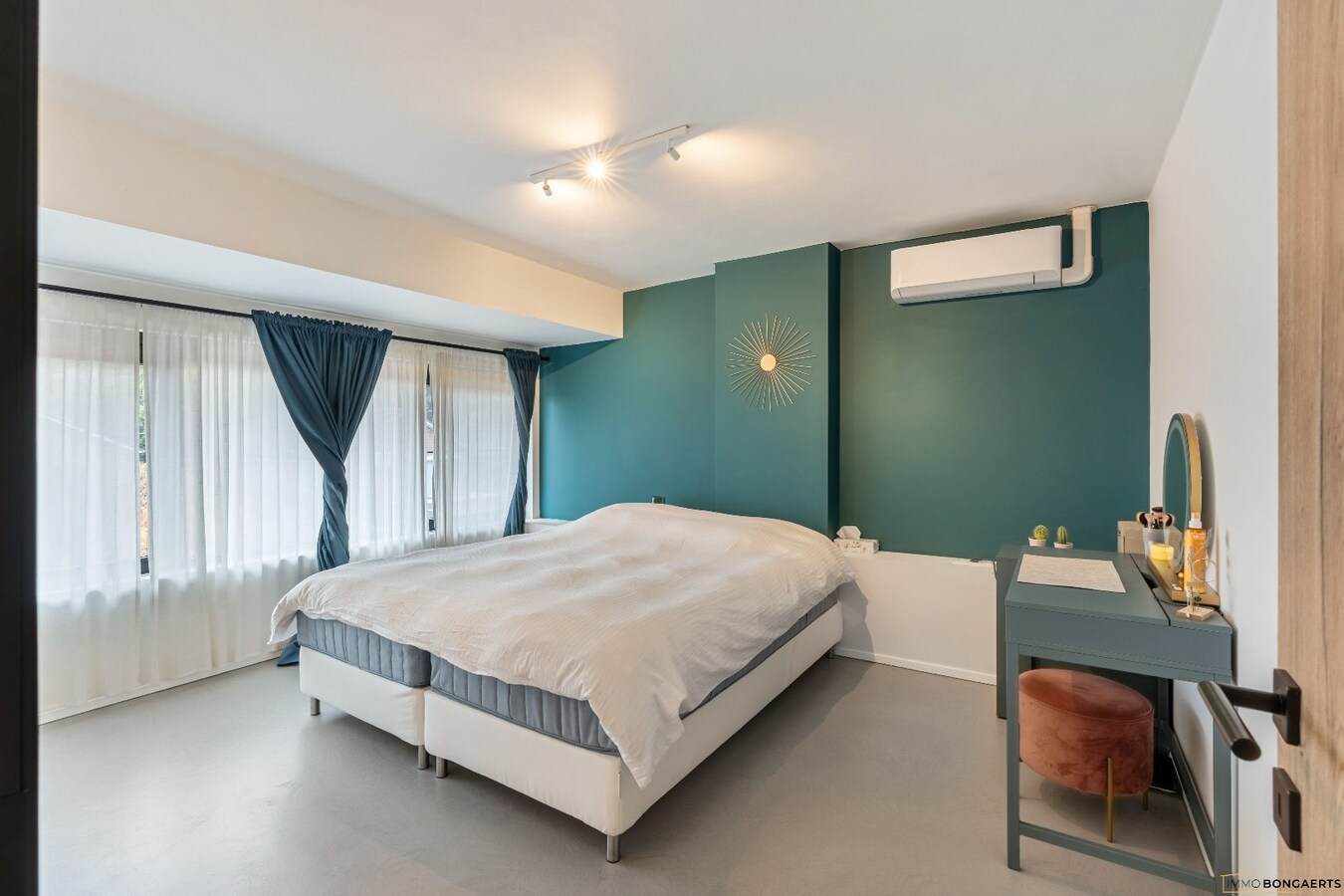 Ruime woning met 4 slaapkamers 