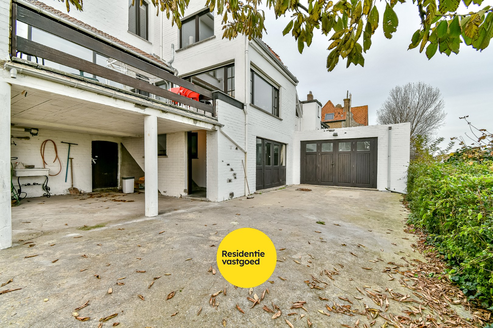 Karaktervolle villa met prachtig vergezicht op wandelafstand van zee 