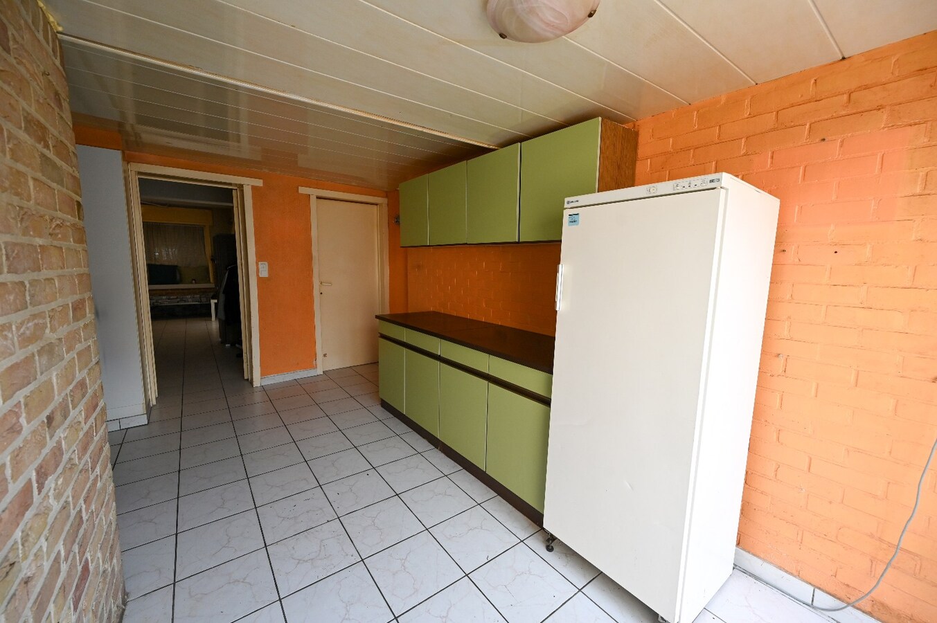 TE RENOVEREN STADSWONING MET ZONNIGE TUIN OP TOPLIGGING 