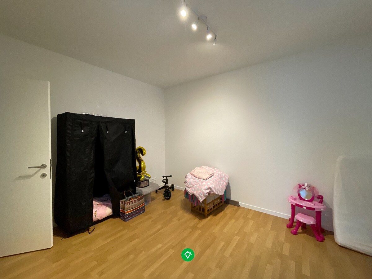 Gerenoveerde woning met 2 slaapkamers in centrum Roeselare 