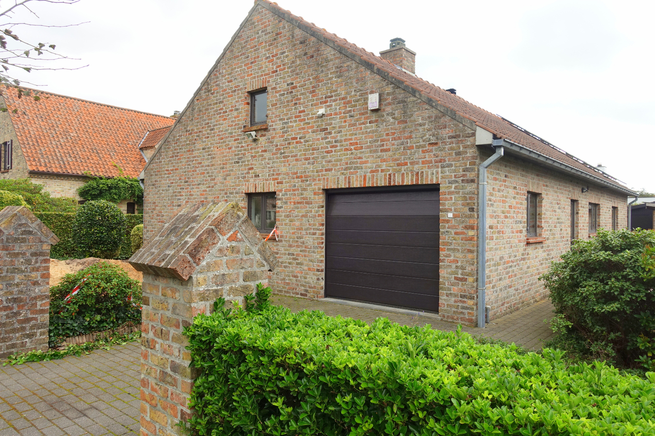 Instapklare woning met tuin en zonnig terras 