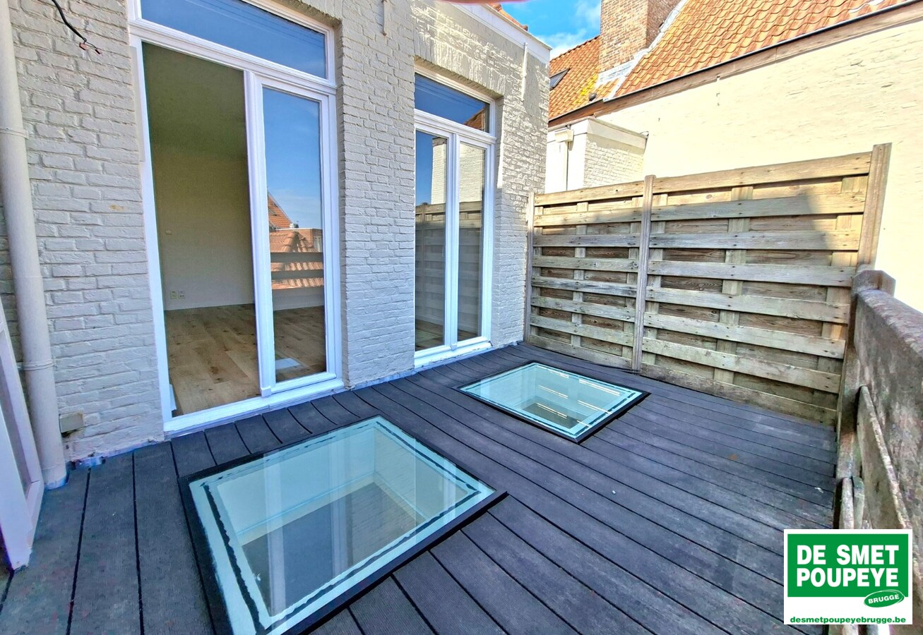 Ruim triplex appartement met 2 terrassen 